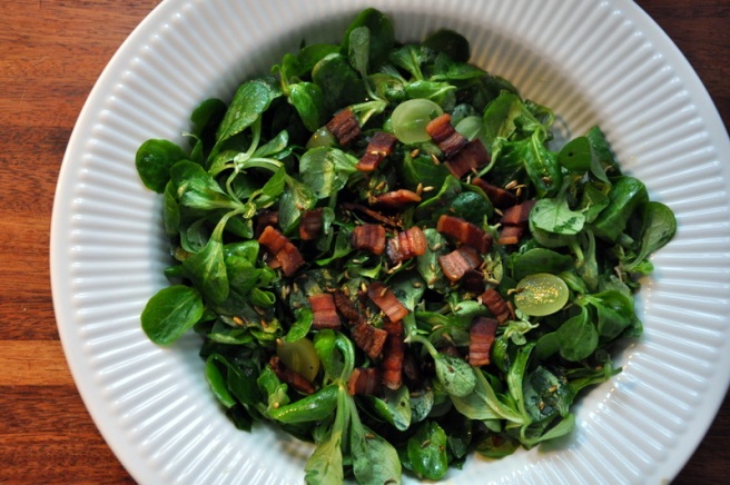 Grøn salat med pancetta og vindruer | Copenhagen Food Stories